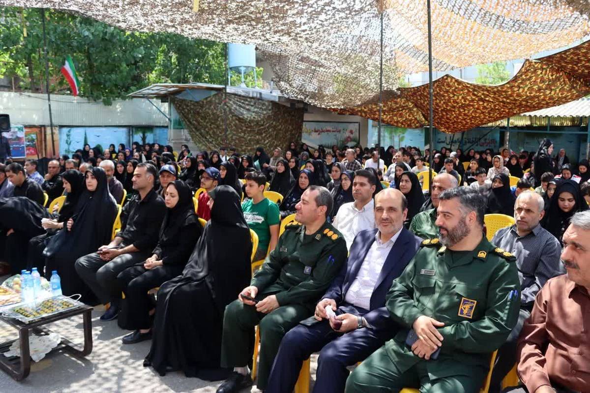 مراسم اربعین دانش‌آموز شهید «امیرعلی چترعنبرین»