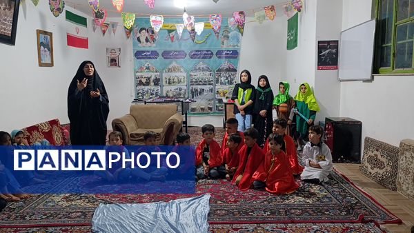 برپایی مهد آدینه نور در مسجد صاحب الزمان آشخانه 