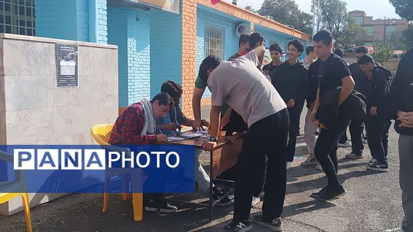 انتخابات شورای دانش‌آموزی در دبیرستان شاهد ابوذر غفاری