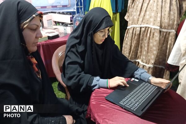 نمایشگاه هفته مشاغل هنرستان سعادت پردیس