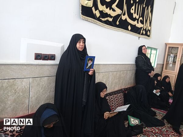 حضور پرشور و پر رنگ فرهنگیان جاجرم  در عزای رهبر شهید 