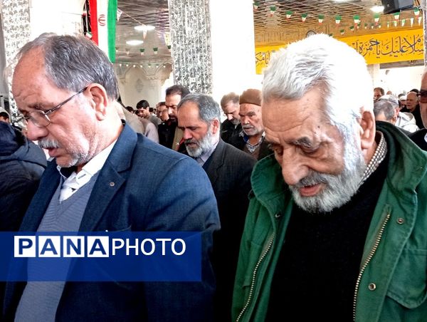 نماز جمعه در کاشمر 