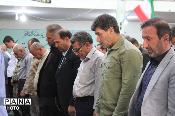 نماز جماعت به امامت امام جمعه در مسجد صاحب‌الزمان آشخانه

