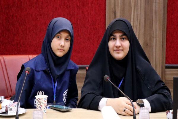 نشست صمیمی فعالین رسانه ای دانش‌آموزان با مدیرعامل خبرگزاری پانا
