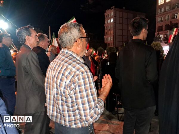 همه پای کار ایران