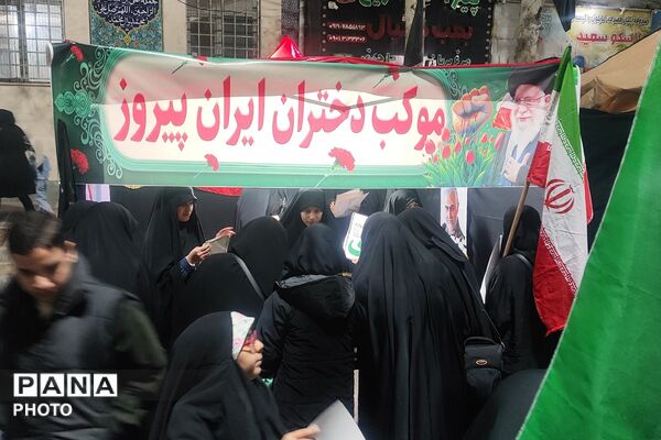در شب پیروزی انقلاب اسلامی، شهریار در جوش‌ و خروش