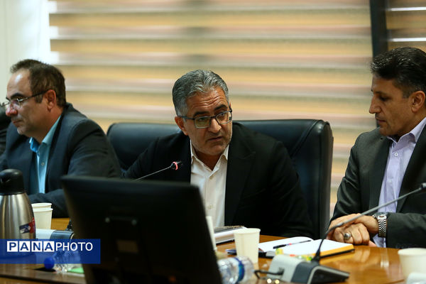 نشست صمیمانه وزیر آموزش و پرورش با معاونان مدارس