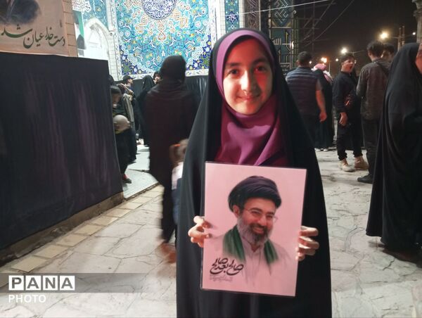 اجتماع بزرگ دختران جان فدای ایران به یاد دختران میناب 