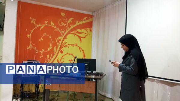 آخرین جلسه از کارگاه خبرنگاری پانا در نیشابور