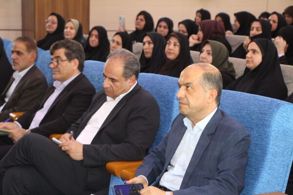 گردهمایی مدیران مدارس ناحیه 2 تبریز
