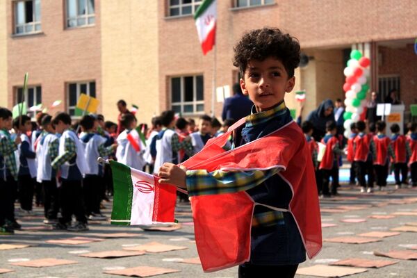 افتتاحیه المپیاد تربیت‌بدنی در بهارستان 2