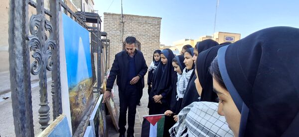 بازدید دانش‌آموزان دبیرستان فضیلت از موزه فاروج