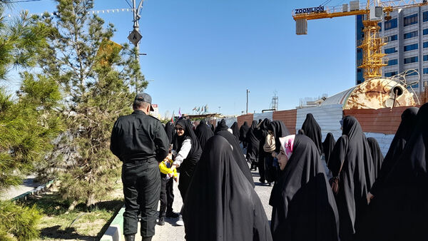 همایش پیاده‌روی بانوان ورزشکار کشوری در قم
