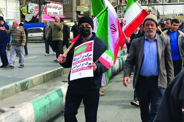22بهمن در اسلامشهر؛ خیابان‌ها در آغوش انقلاب