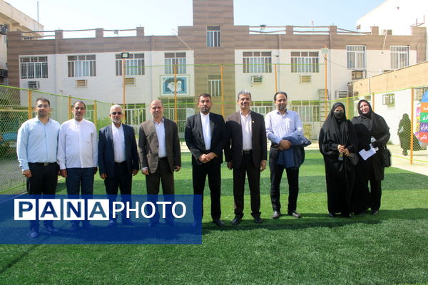 افتتاح زمین چمن مصنوعی و خانه ورزش در بوشهر