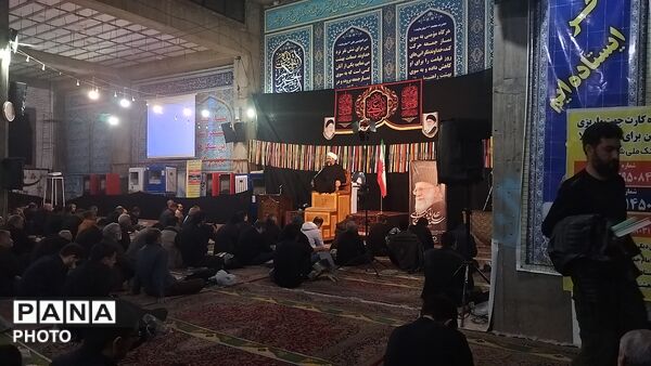 مراسم شب ۱۹ ماه رمضان در مسجد جامع نیشابور 