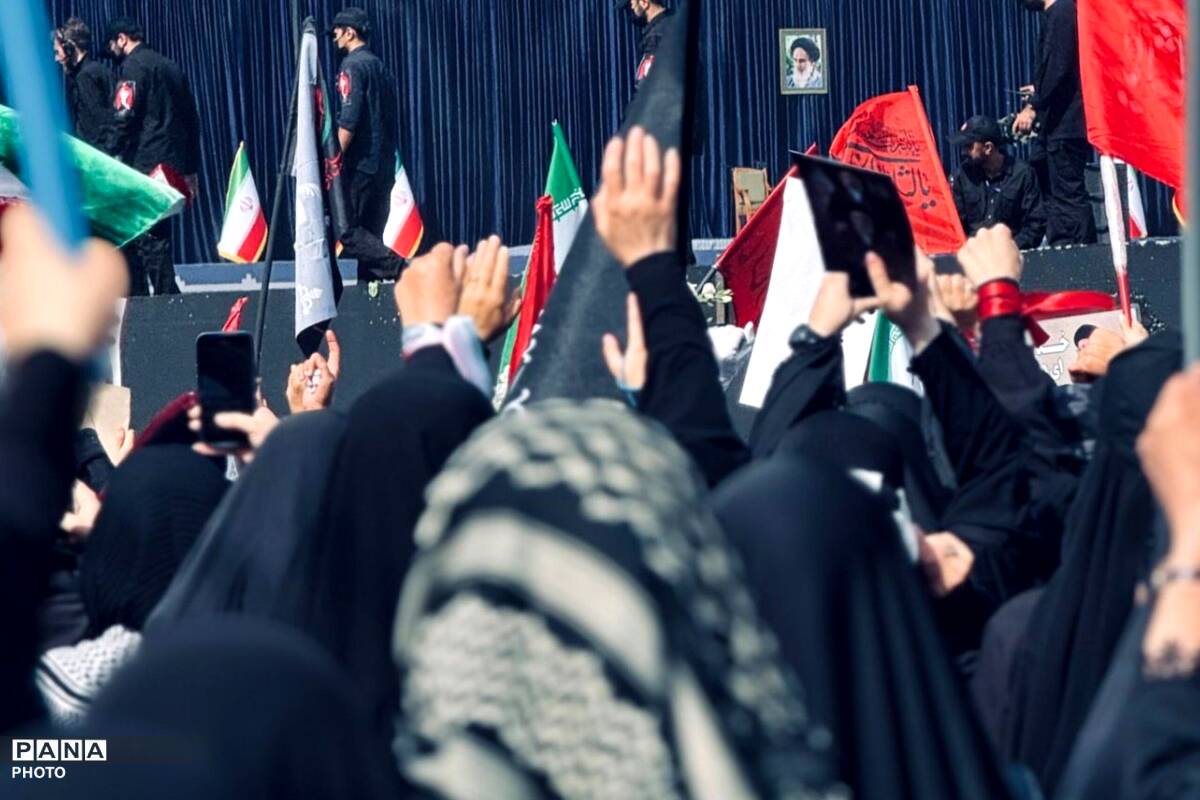 تهران، میعادگاه وداع یک ملت با پدر امت