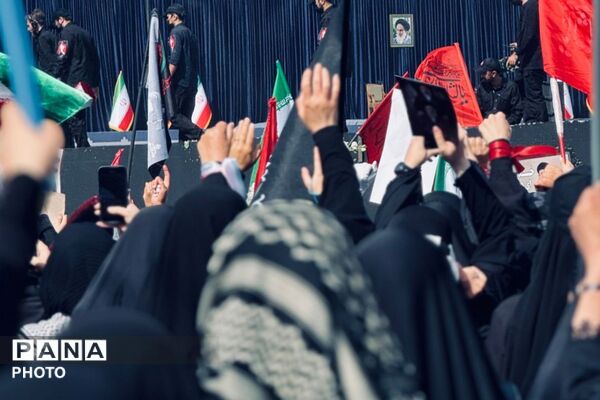 تهران، میعادگاه وداع یک ملت با پدر امت