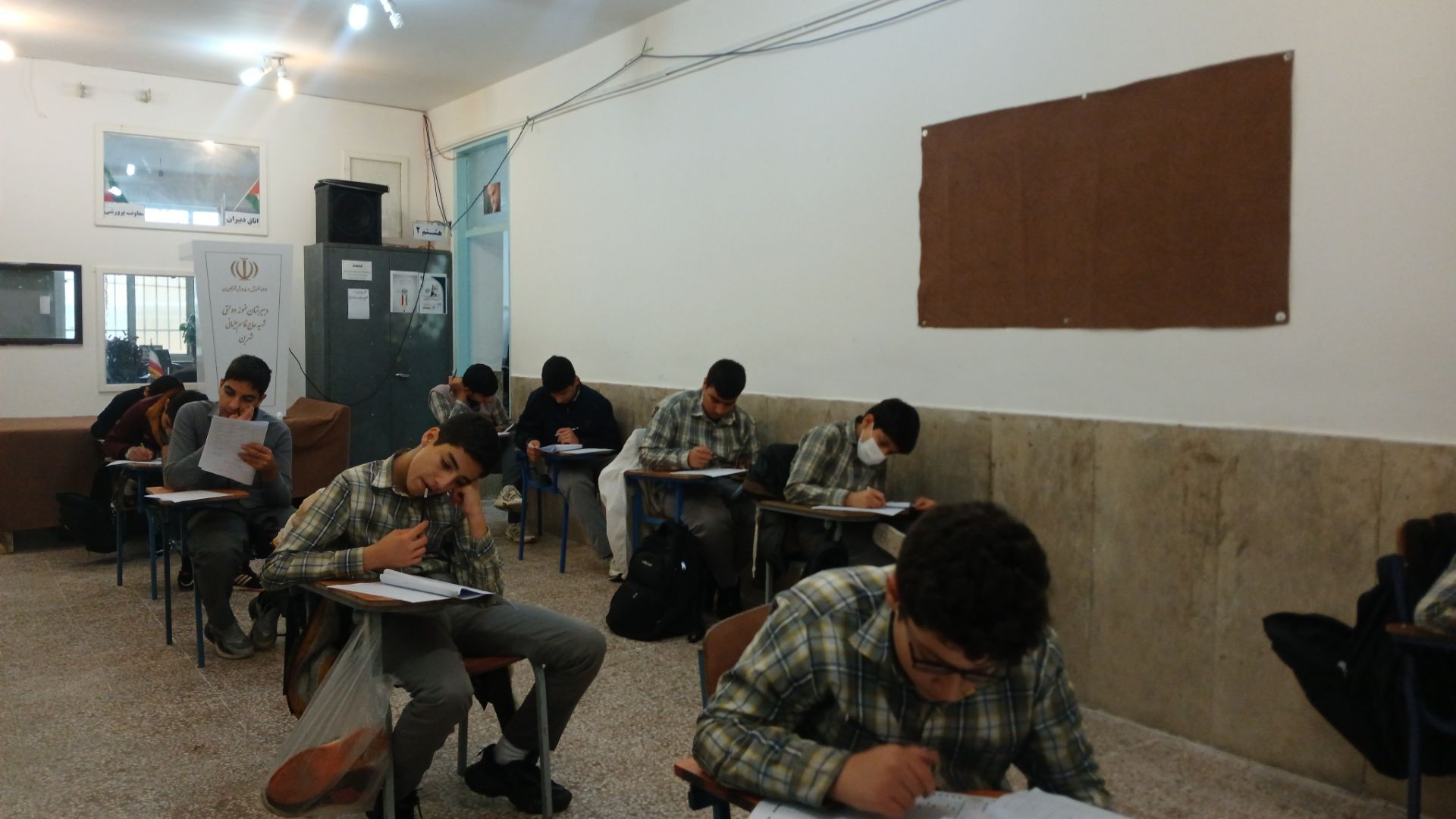مرحله استانی «آزمون پیشرفت تحصیلی» در دبیرستان نمونه دولتی شهید حاج قاسم سلیمانی شهرستان بن