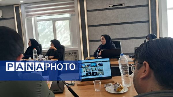 برگزاری وبینار استانی برنامه نماد 