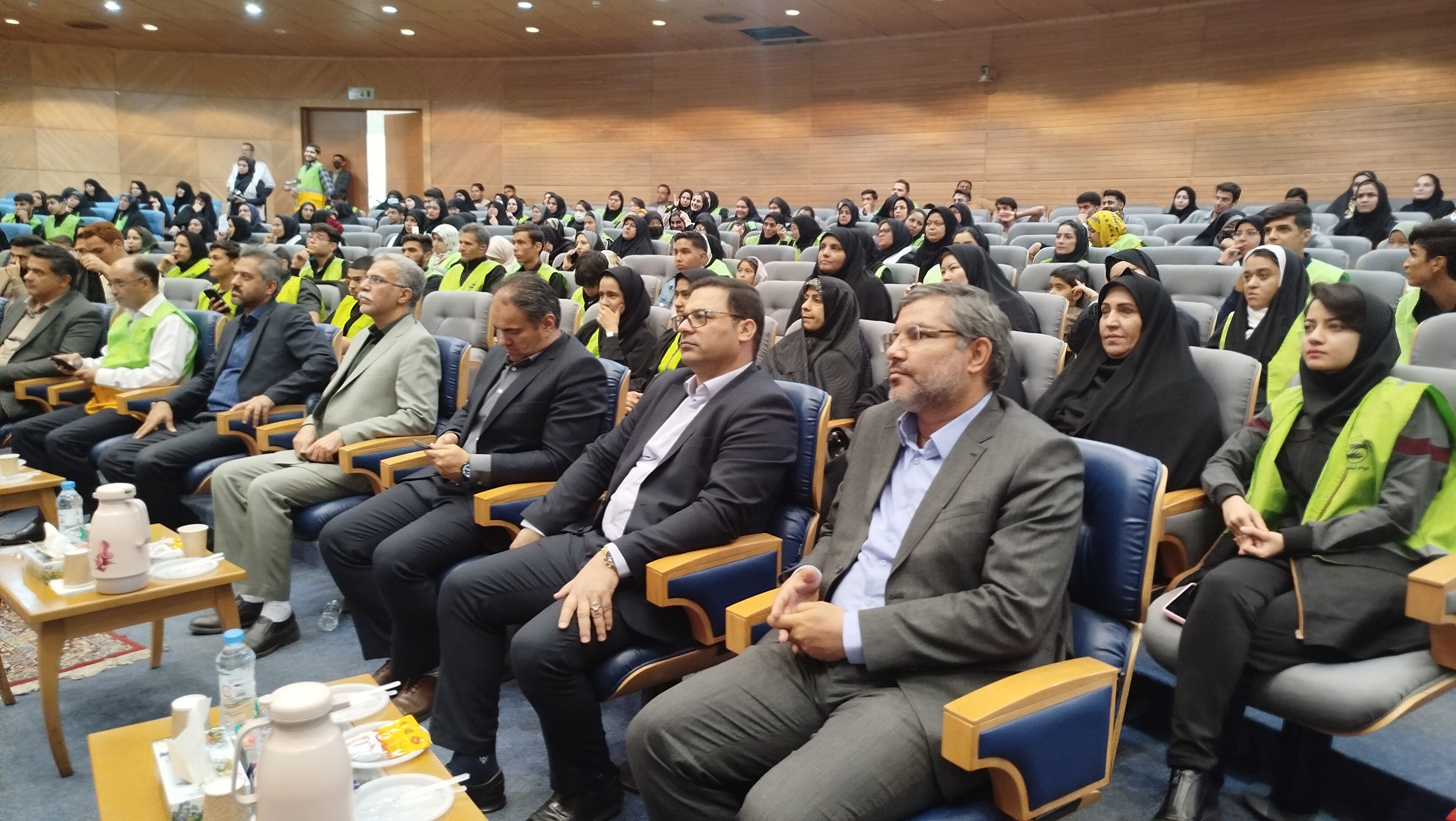 اختتامیه مسابقات دوام ثامن در تالار شهر مشهد مقدس