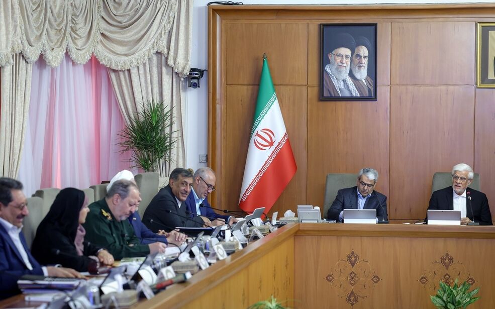عارف: رئیس‌جمهور با دست پر به نیویورک رفت و در سازمان ملل دست برتر را خواهد داشت