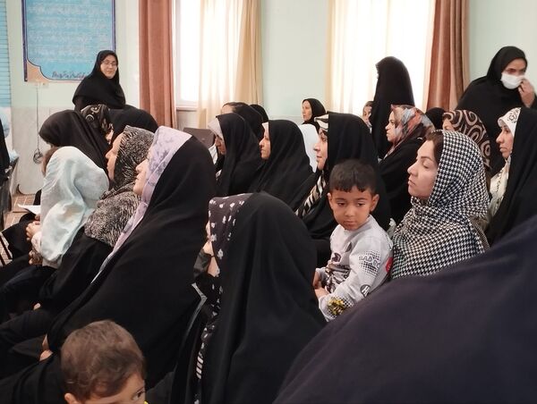 جلسه انجمن و اولیا در هنرستان کاردانش حافظ 