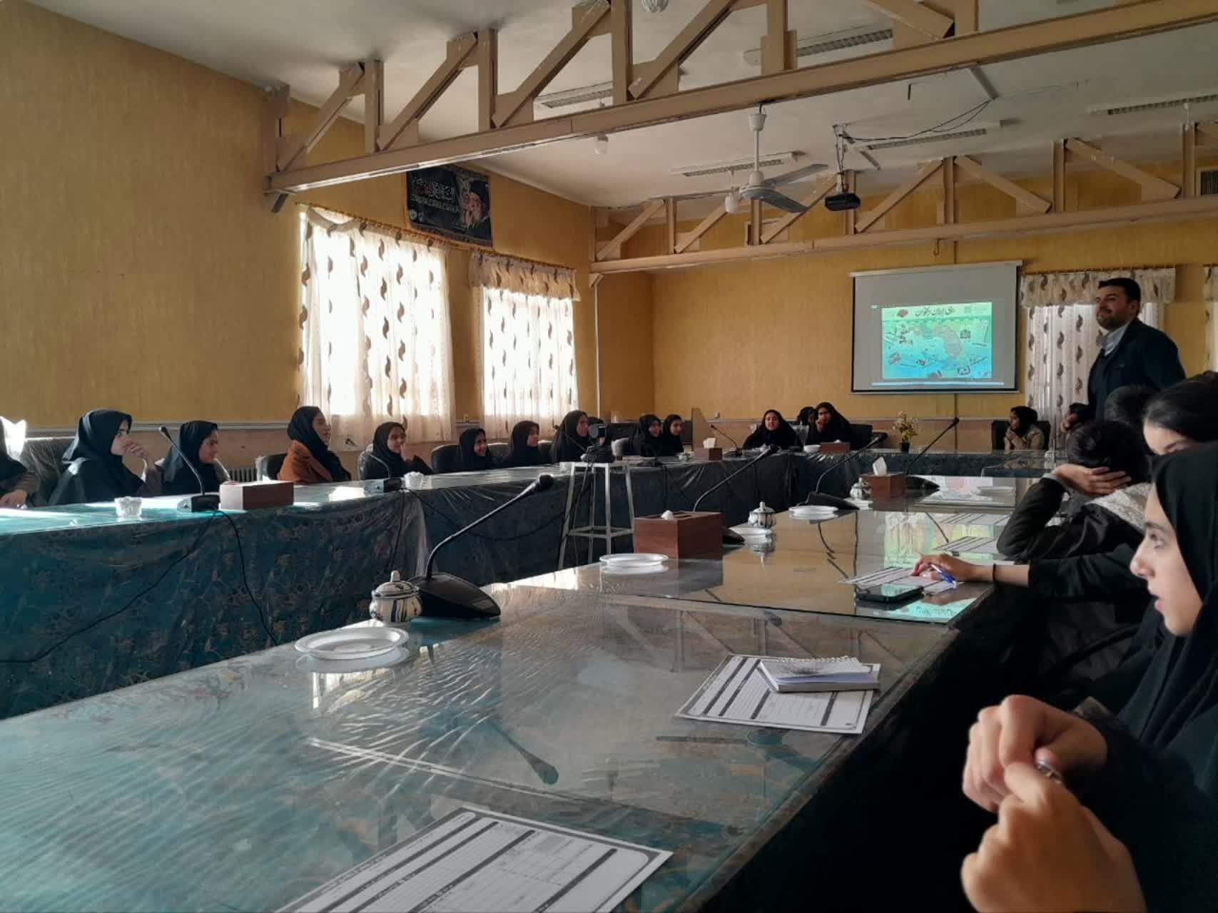 روایت پانا از رقابت داغ مسابقه طراحی جت لگو در مروست 