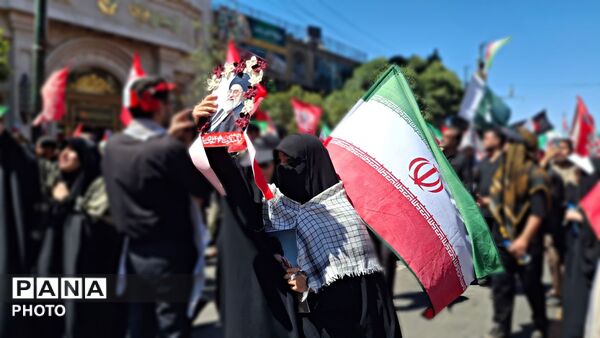 تشییع باشکوه پیکر مطهر رهبر شهید انقلاب اسلامی در مشهد