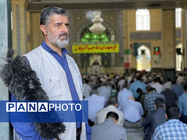 حضور مردم و  فرهنگیان متدین ملارد در صفوف نماز جمعه 