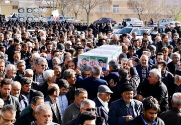 روایتی از تشیع پیکر مطهر سرباز وطن