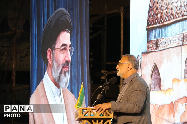 حضور شهردار تهران در آیین شبانه امیرچخماق