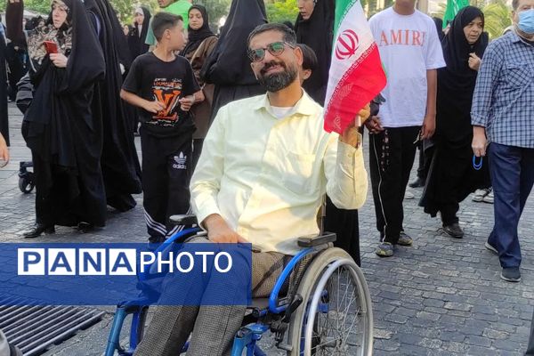 مردم شیراز باری دیگر به صحنه آمدند  و وعده صادق ۳ و عید غدیرخم را جشن گرفتند