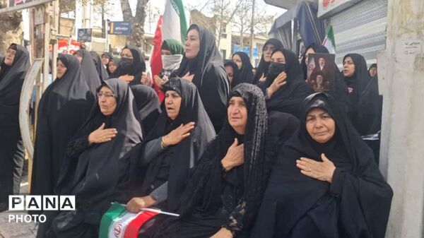 نورِ چهلم در سلسله؛ یادِ رهبر، پژواکِ دخترانِ میناب و حماسه رمضان