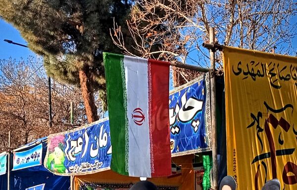 مهمانی کیلومتری اعیاد شعبانیه در خیابان امام خمینی نیشابور 