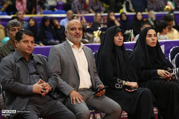 جشن «از خواستن تا توانستن»