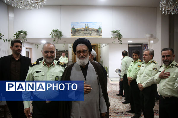 مراسم گرامیداشت شهدای اقتدار و امنیت «فراجا» در حرم حضرت معصومه(س)