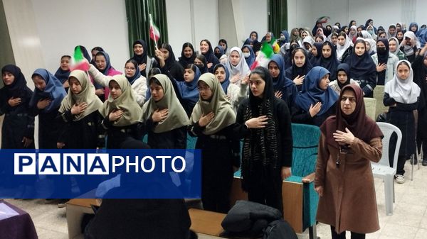 جشن ستارگان ویژه دانش آموزان برتر دبیرستان نورالهدی 