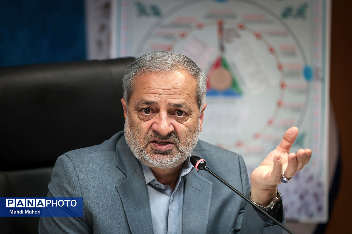 نظارت دقیق و قانونمند بر مدارس بین‌الملل و تطبیقی 