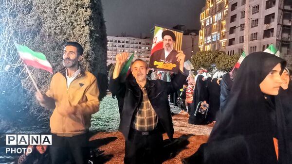 خیابان ها برای بیست و پنجمین بار حماسه آفریدند