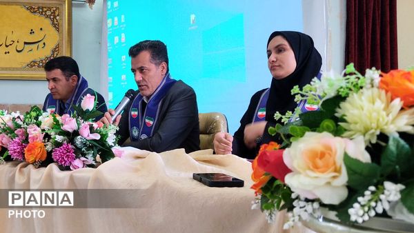 نشست خبری خبرنگاران پانا با معاونان آموزش و پرورش شهرستان کیار 