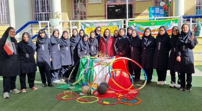 طنین‌انداز شدن زنگ انقلاب در دبیرستان سما شیراز