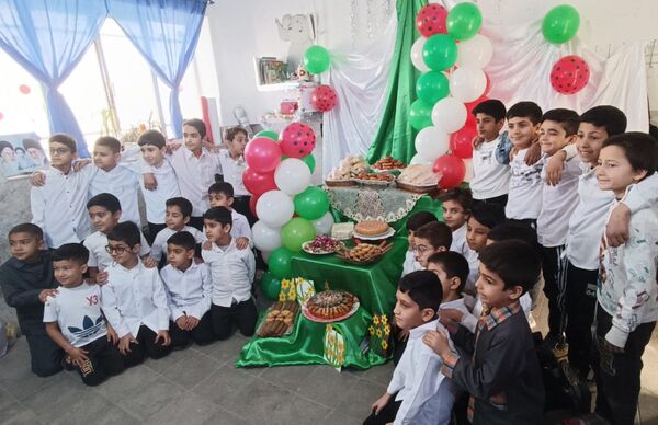 جشن میلاد امام زمان(عج)در دبستان شهید عجمی فدافن کاشمر