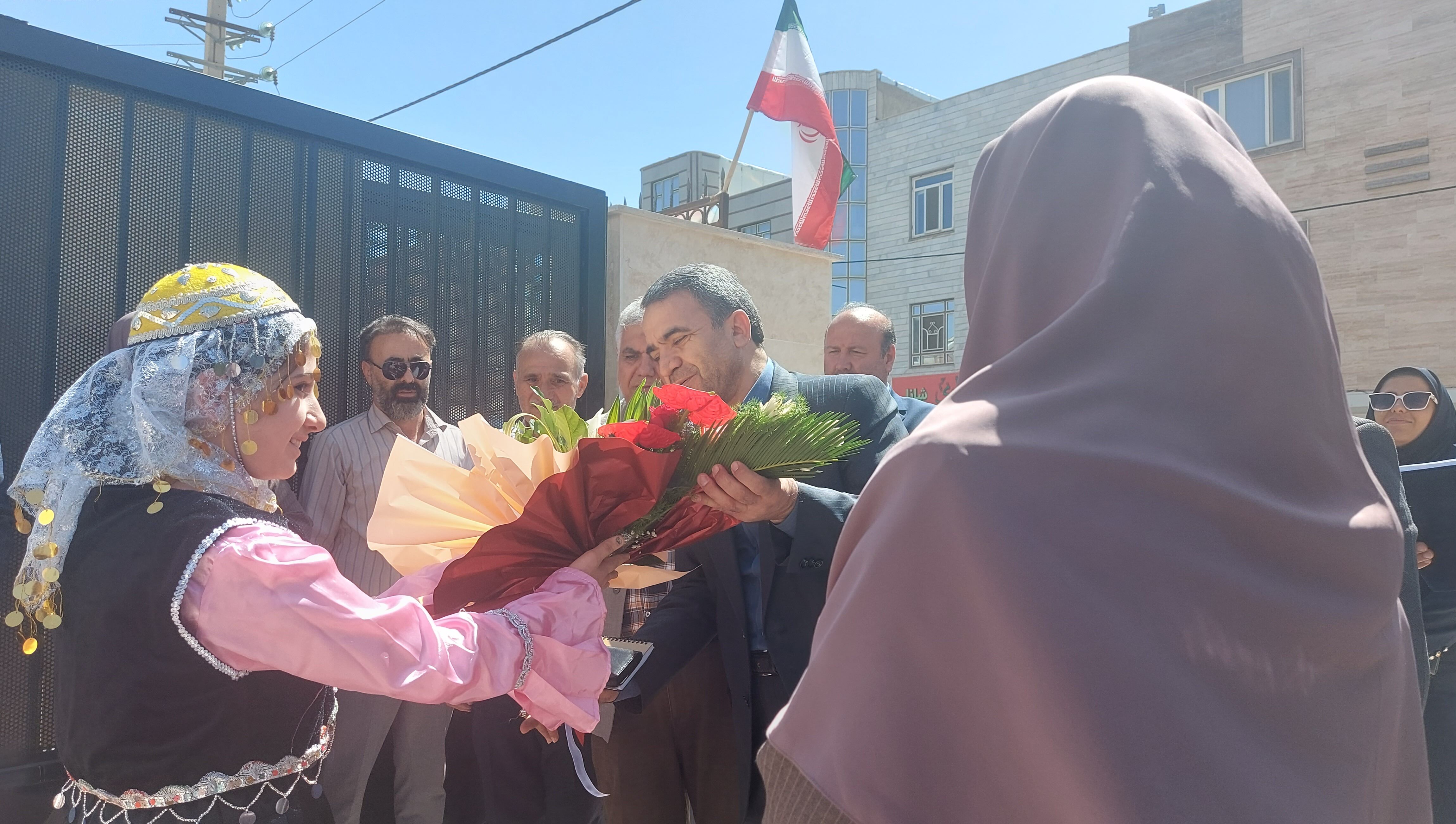 افتتاح آموزشگاه غیر دولتی ثمین زنجان