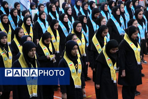 همایش «یاوران انقلاب» در بهارستان‌دو