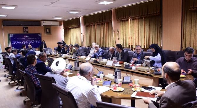 سی‌ویکمین جلسه شورای آموزش و پرورش شهرستان اصفهان به میزبانی اداره ناحیه ۲ اصفهان 