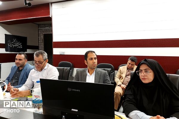 نشست تخصصی مسئولین امور اداری مناطق ۲۱ گانه شهرستانهای تهران در کهریزک