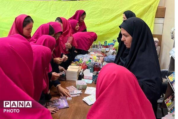 نمایشگاه کتاب با محوریت فرهنگ ایثار و مقاومت