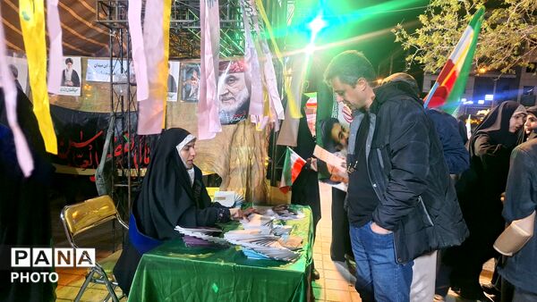 حماسه حضور شهروندان مشهدی کف خیابان های مشهد