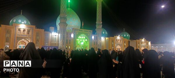 جلوه‌های چشم‌نواز سه شنبه‌های مهدوی در پیاده روی جمکران